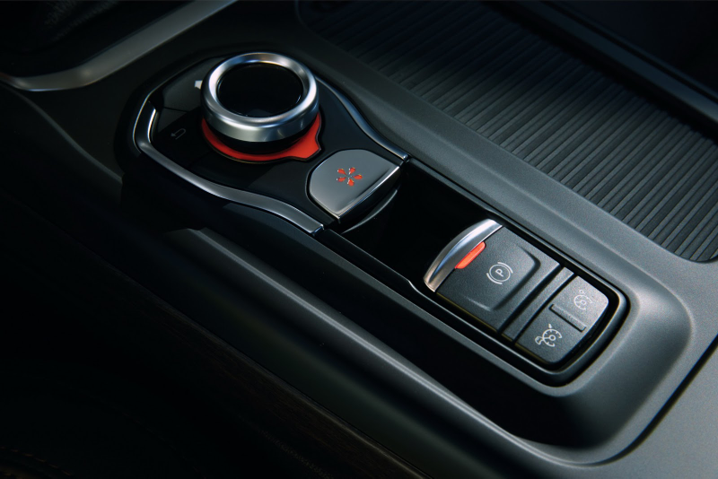 Illustration for article titled Mitsubishi still looking for a mid sized, Renault sedan to sell here?